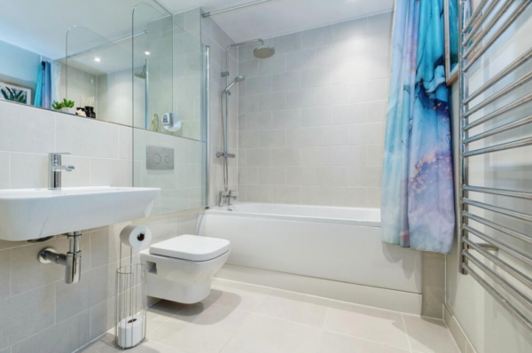 London United Kingdom Apartment bathroom